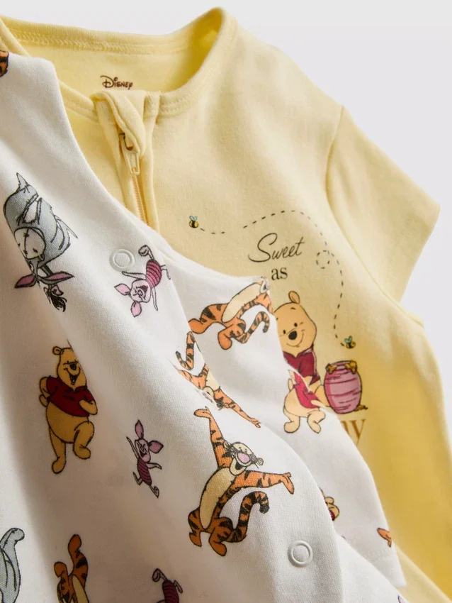 0–24 kk | 2 kpl:n pakkaus Disneyn Nalle Puh -potkupukuja