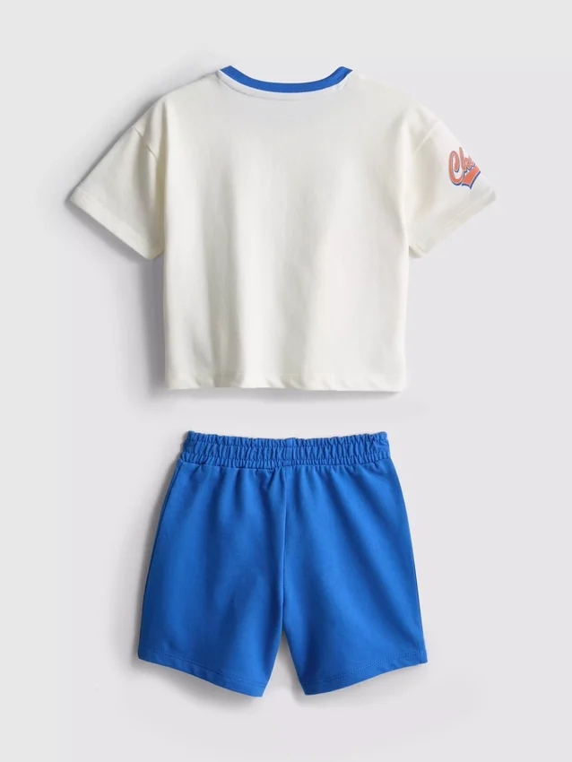 0–36 kk | koripallokuviollinen t-paita ja Shortsit