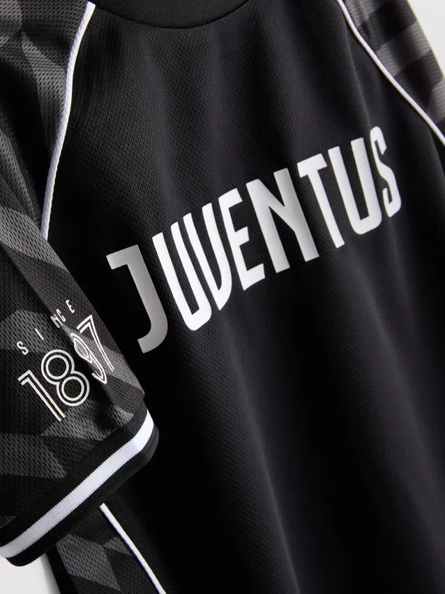 1,5–7 v. | Juventus F.C. -urheilusetti