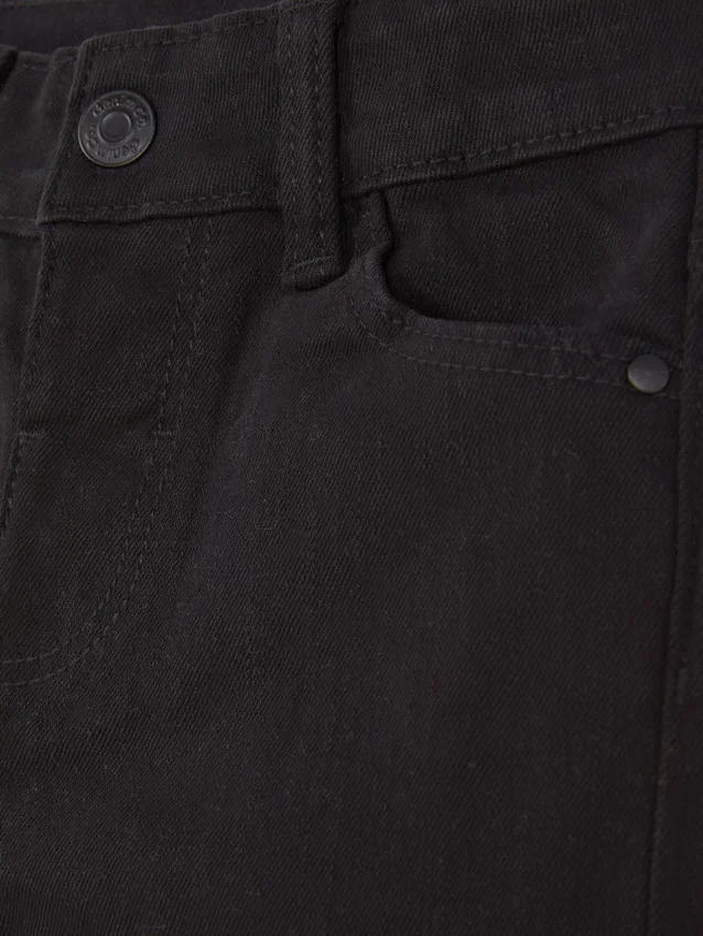 1,5–7 v. | twill-kankaasta valmistetut suorat housut