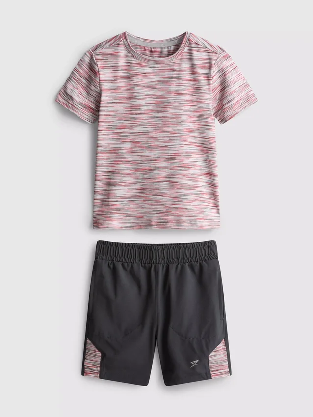 1,5–7 v. | urheilullinen t-paita ja shortsit