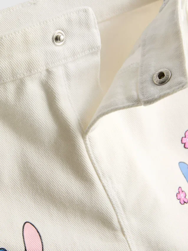1,5–8 v. | Disneyn Stitch-kontrastikuvioiset denimshortsit
