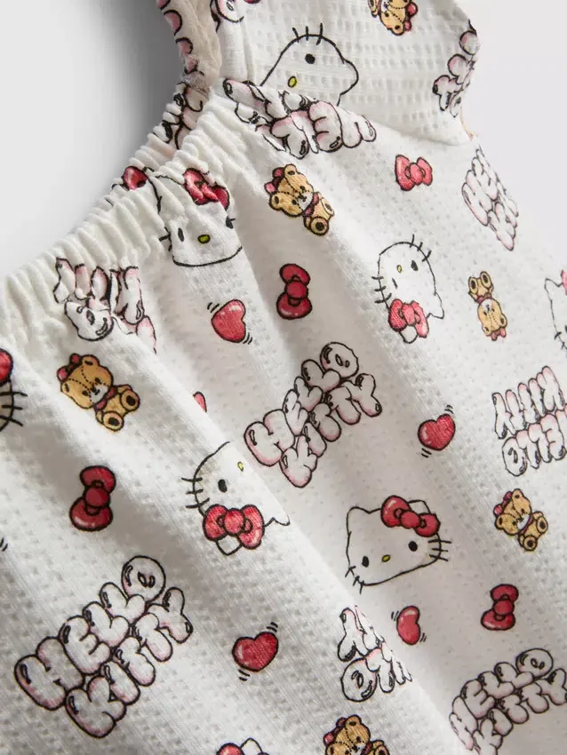 1,5–8 v. | Hello Kitty -pusero ja Shortsit