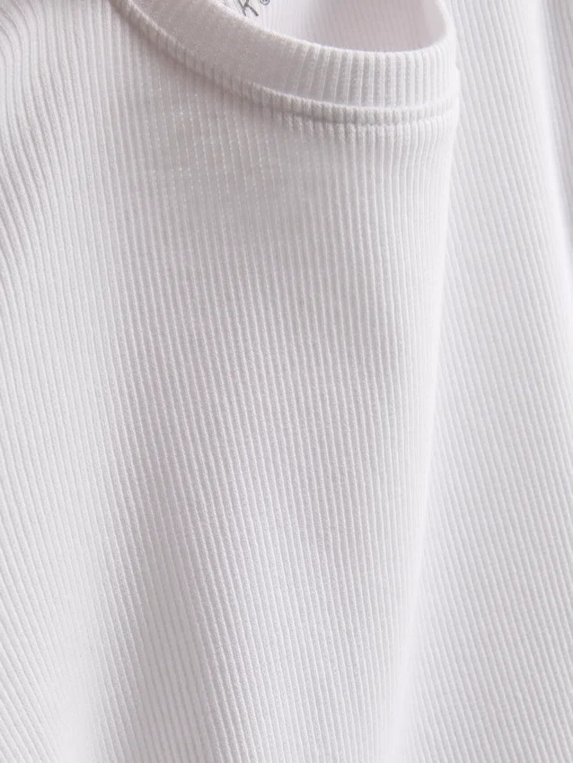 1,5–8 v. | ribbineuloksella reunustettu t-paita