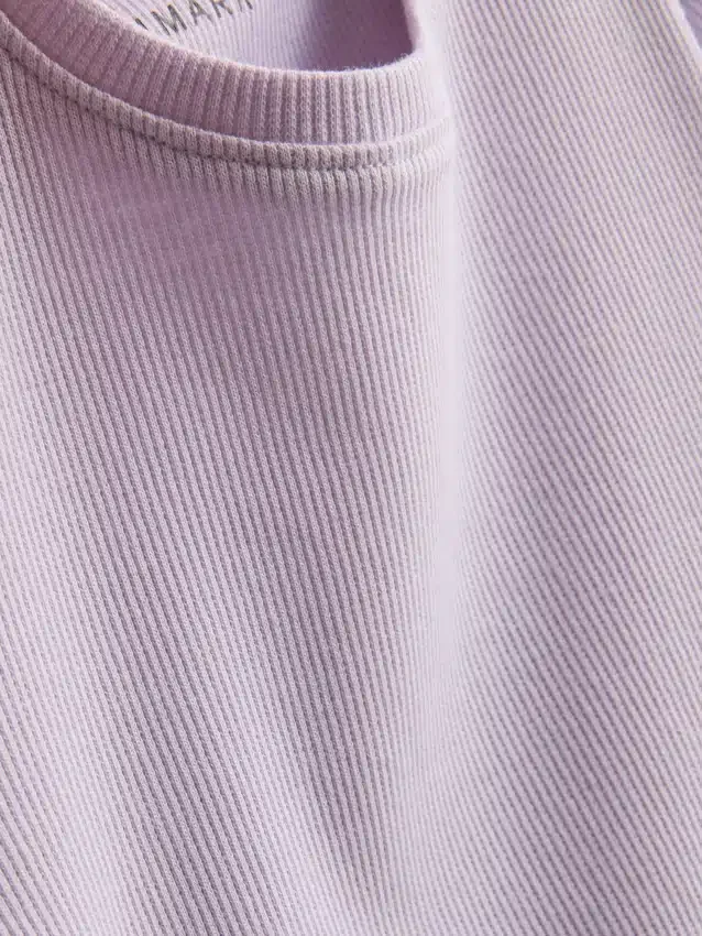 1,5–8 v. | ribbineuloksella reunustettu t-paita