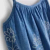 1,5–9 v. | brodeerattu chambray-cami-mekko