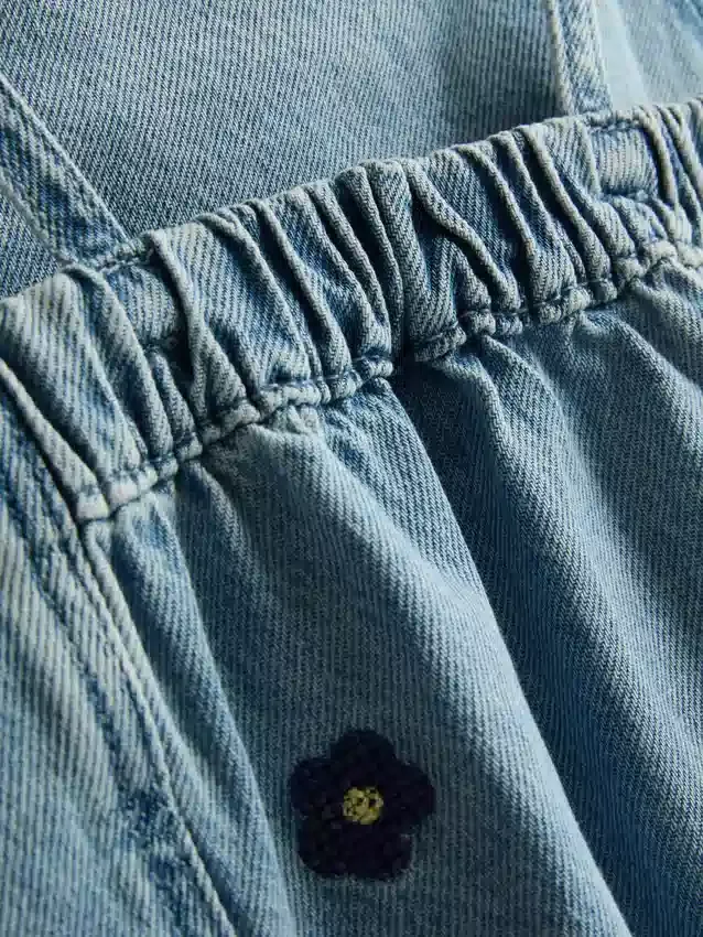 1,5–9 v. | brodeerattu denim-mekko