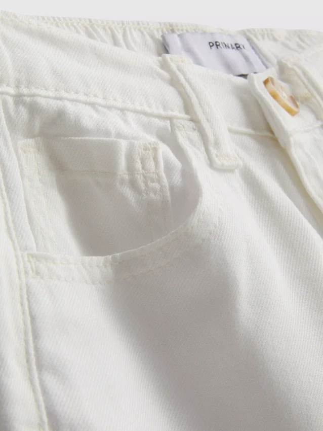 1,5–9 v. | brodeeratut denimshortsit