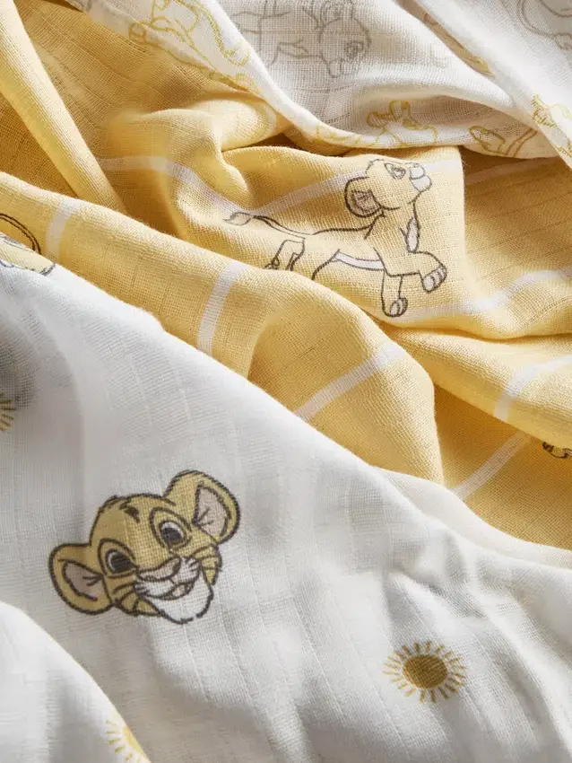 3 kpl:n pakkaus Disneyn Leijonakuningas-musliinivaatteet