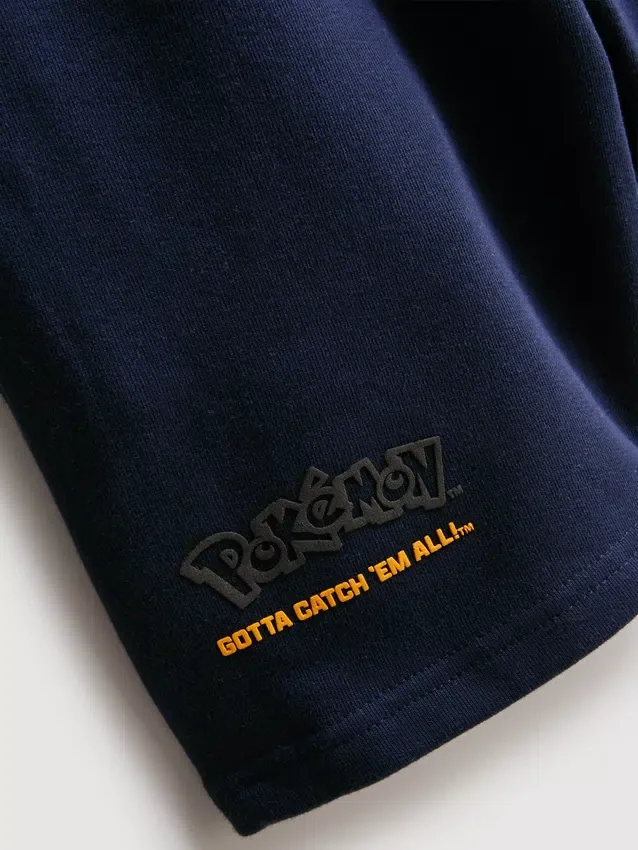 7–15 v. | Pokémon-t-paita ja Shortsit