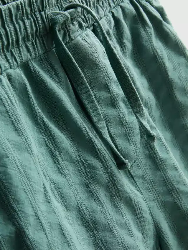 7–15 v. | teksturoitu lyhythihainen kauluspaita ja shortsit