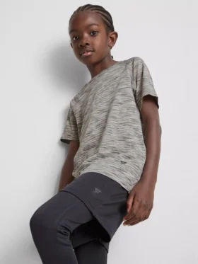 7–15 v. | urheilullinen t-paita