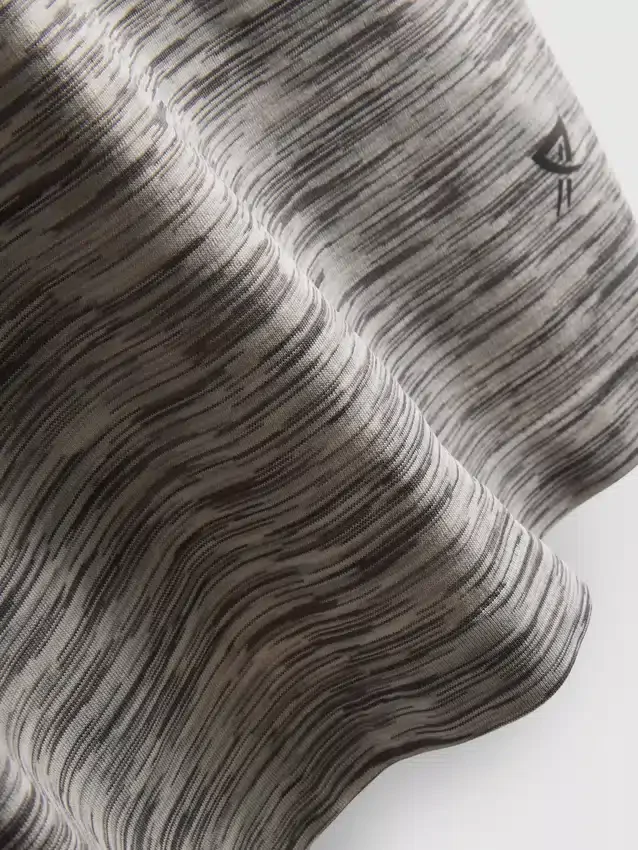 7–15 v. | urheilullinen t-paita