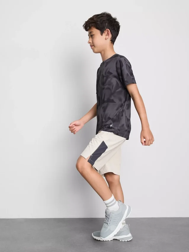 7–15 v. | urheilullinen t-paita- ja shortsisetti