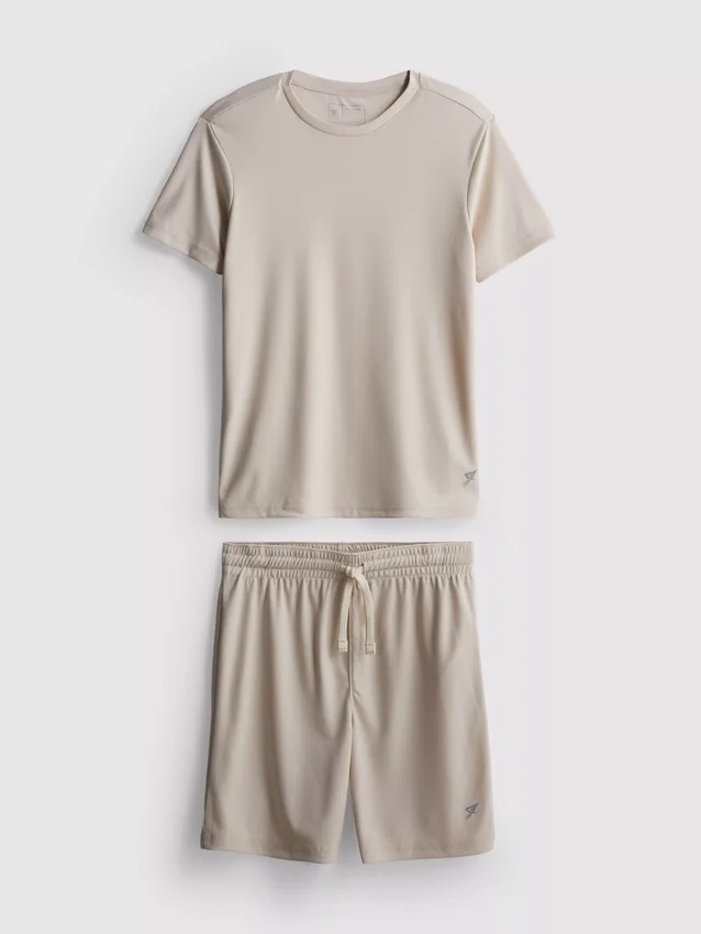 7–15 v. | urheilullinen yläosa ja shortsit