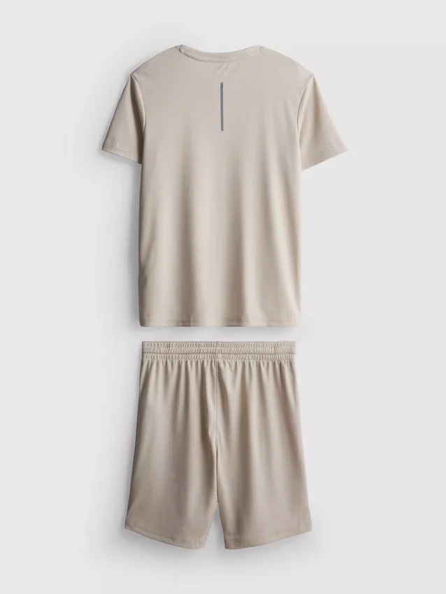 7–15 v. | urheilullinen yläosa ja shortsit