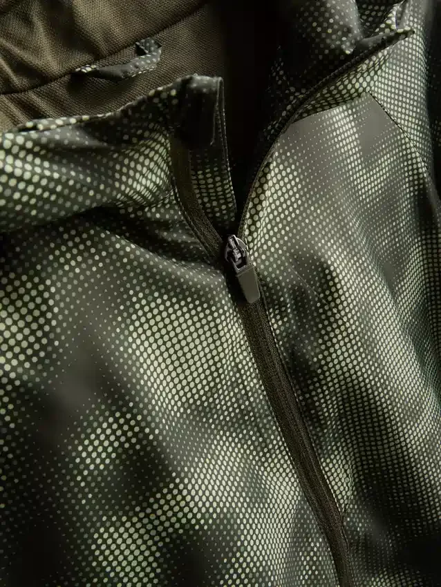 7–15-vuotiaille | camouflage-kuvioinen vetoketjullinen urheilutakki
