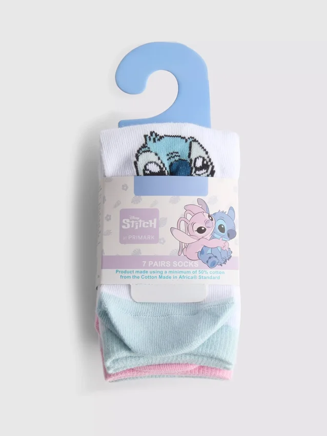 7 kpl:n pakkaus Disneyn Stitch-nilkkasukat