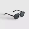 Aviator-tyyliset aurinkolasit