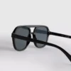 Aviator-tyyliset aurinkolasit