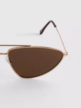 Aviator-tyyliset metallikehyksiset aurinkolasit