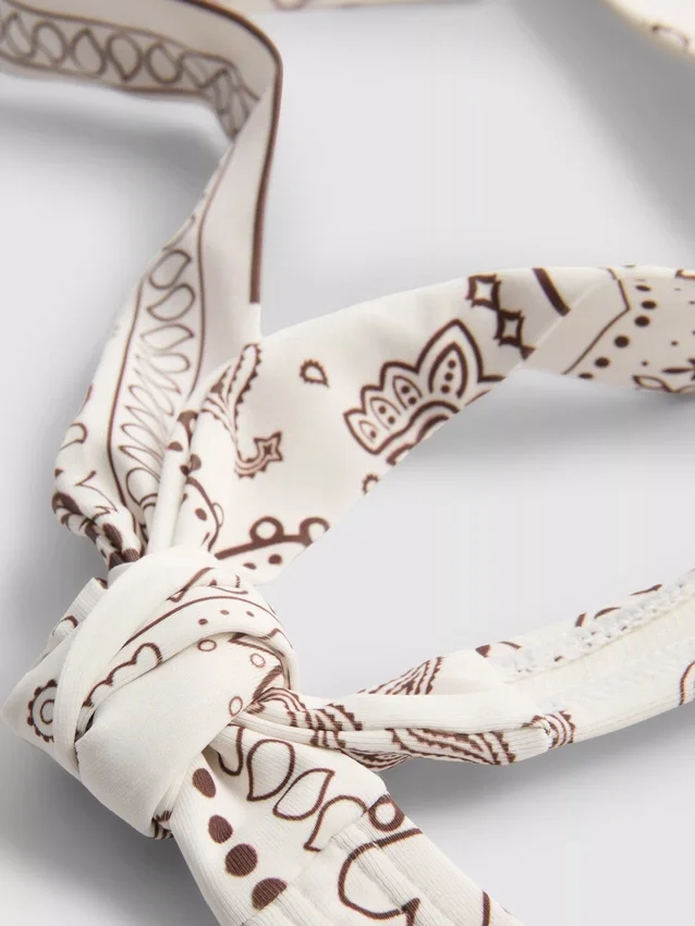 Bandana-kuvioinen halterneck-bikiniliivi