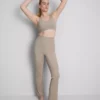 Bodysculpt Performance -leggingsit, levenevät lahkeet