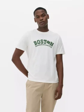 Boston-kuvioinen t-paita