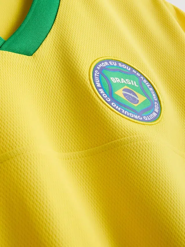 Brazil-lyhythihainen verkkopaita
