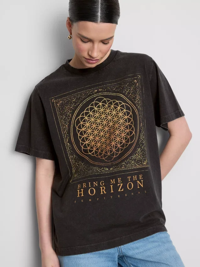 Bring me the horizon -grafiikkat-kauluspaita