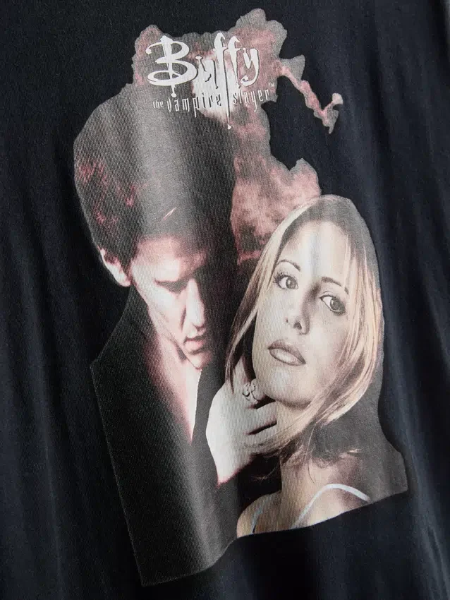 Buffy, vampyyrintappaja -kuvioiset pyjamat
