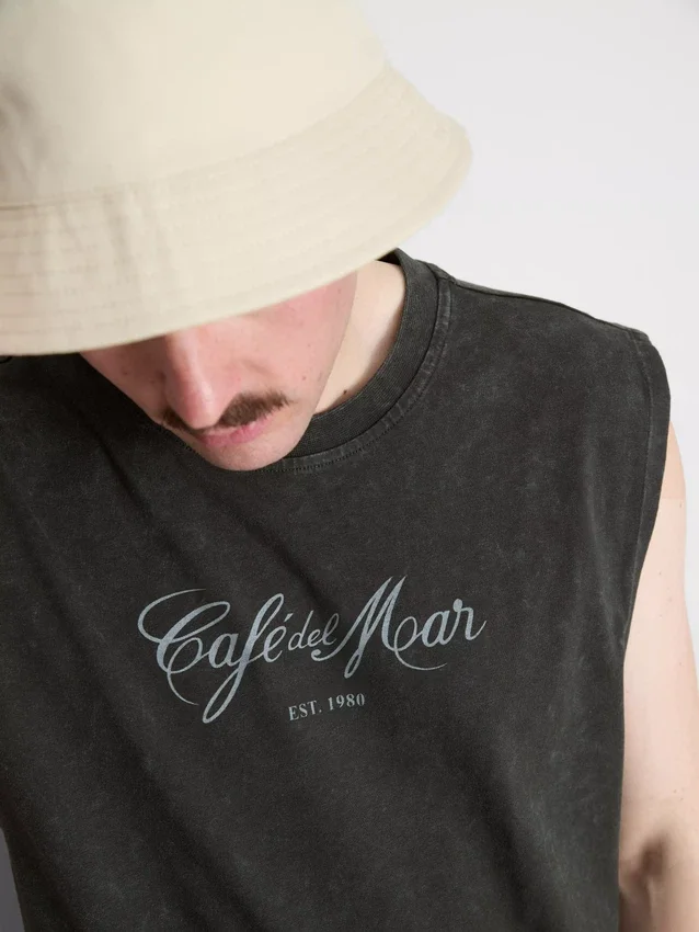 Café del Mar -toppi