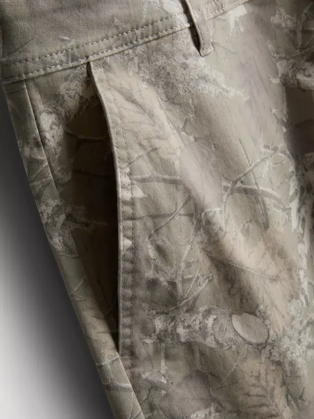 Camo-cargohousut