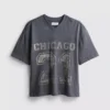Chicago-kuvioinen V-kaula-T-paita
