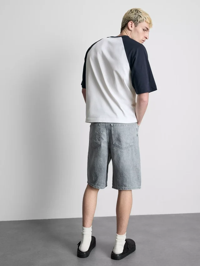 Creative Studio -raglan-T-paita