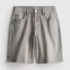 Denim-bermudashortsit, joissa on leikkaamaton helma