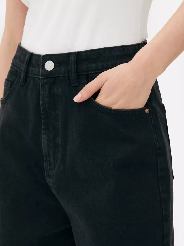 Denim-mom-shortsit
