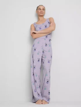 Disney Pixarin A Bug’s Life -pyjamat, jossa on ribbineulottu tankkitoppi