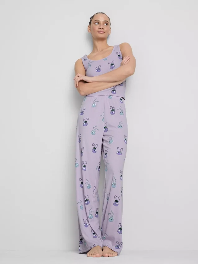Disney Pixarin A Bug’s Life -pyjamat, jossa on ribbineulottu tankkitoppi
