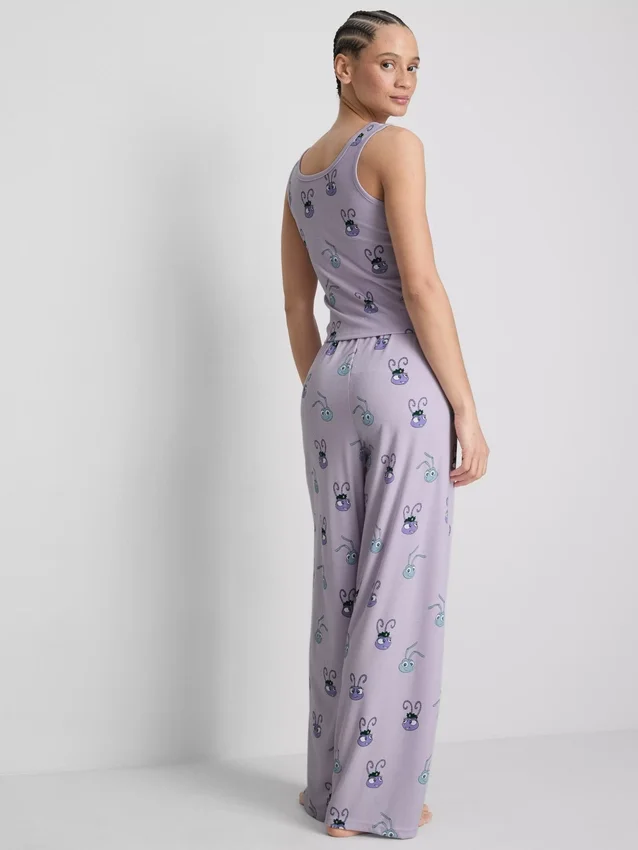 Disney Pixarin A Bug’s Life -pyjamat, jossa on ribbineulottu tankkitoppi