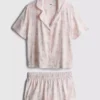 Disneyn Aristokissat -Marie-shortsit ja boyfriend-pyjamat
