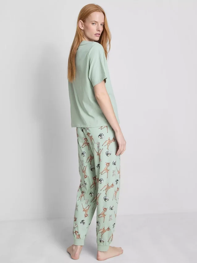 Disneyn Bambi-kuvioiset pyjamat