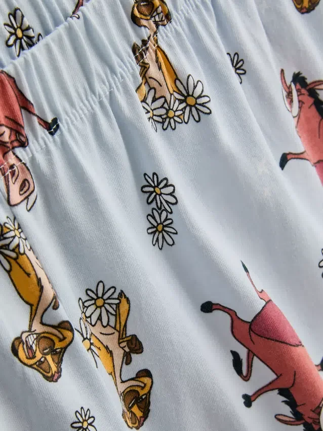 Disneyn Leijonakuningas-aiheiset Hakuna Matata -kuvioiset pyjamat
