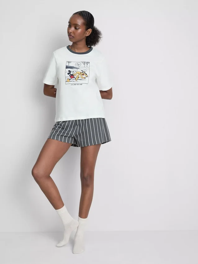 Disneyn Mikki Hiiri -kuvioiset lyhyet pyjamat