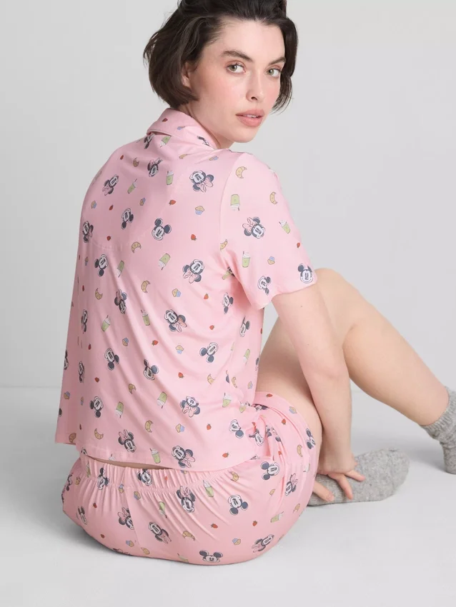 Disneyn Mikki Hiiri -poikaystävän shorty-pyjama