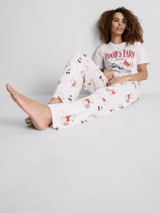 Disneyn Nalle Puh -kuvioiset pyjamahousut