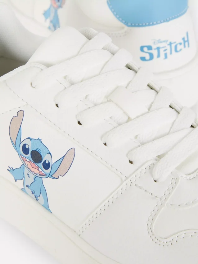 Disneyn Stitch-matalavartiset tennarit