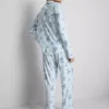 Disneyn Stitch-raidalliset boyfriend-pyjamat
