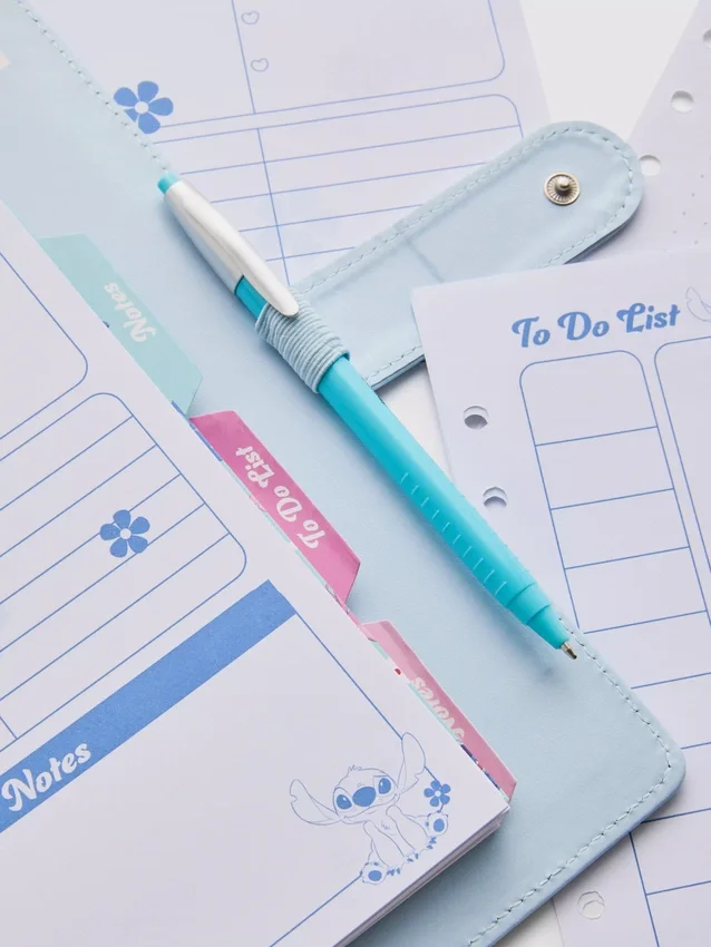 Disneyn Stitch-tasku-päiväkirja