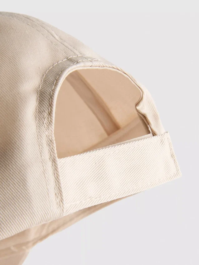 Essential-baseball-lippis